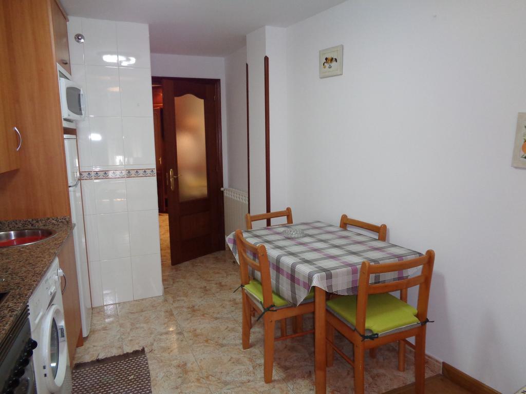 Apartamentos San Pelayo Onís Oda fotoğraf